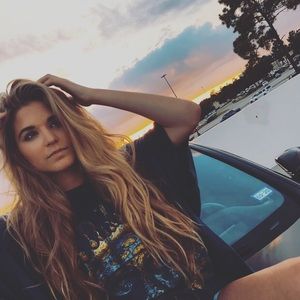 Meet your Posher, Madison